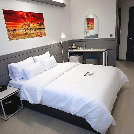 Hi& Hotel بيونجتايك المظهر الخارجي الصورة